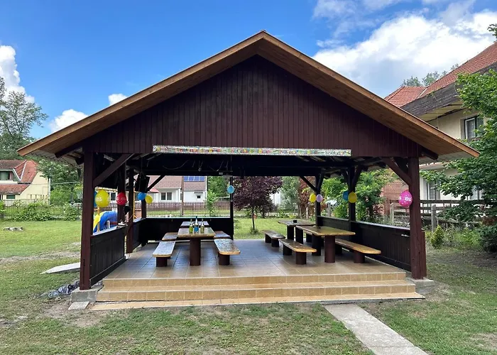 Lakeside Apartmanhaz Soltvadkert